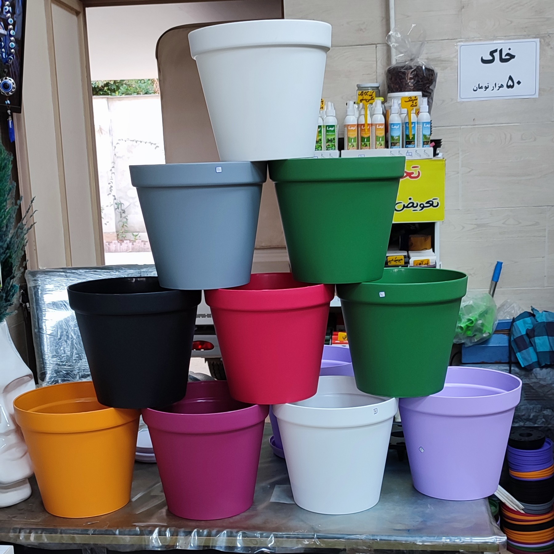تصویر 4 از خرید اینترنتی گلدان پلاستیکی رویال درجه 1
